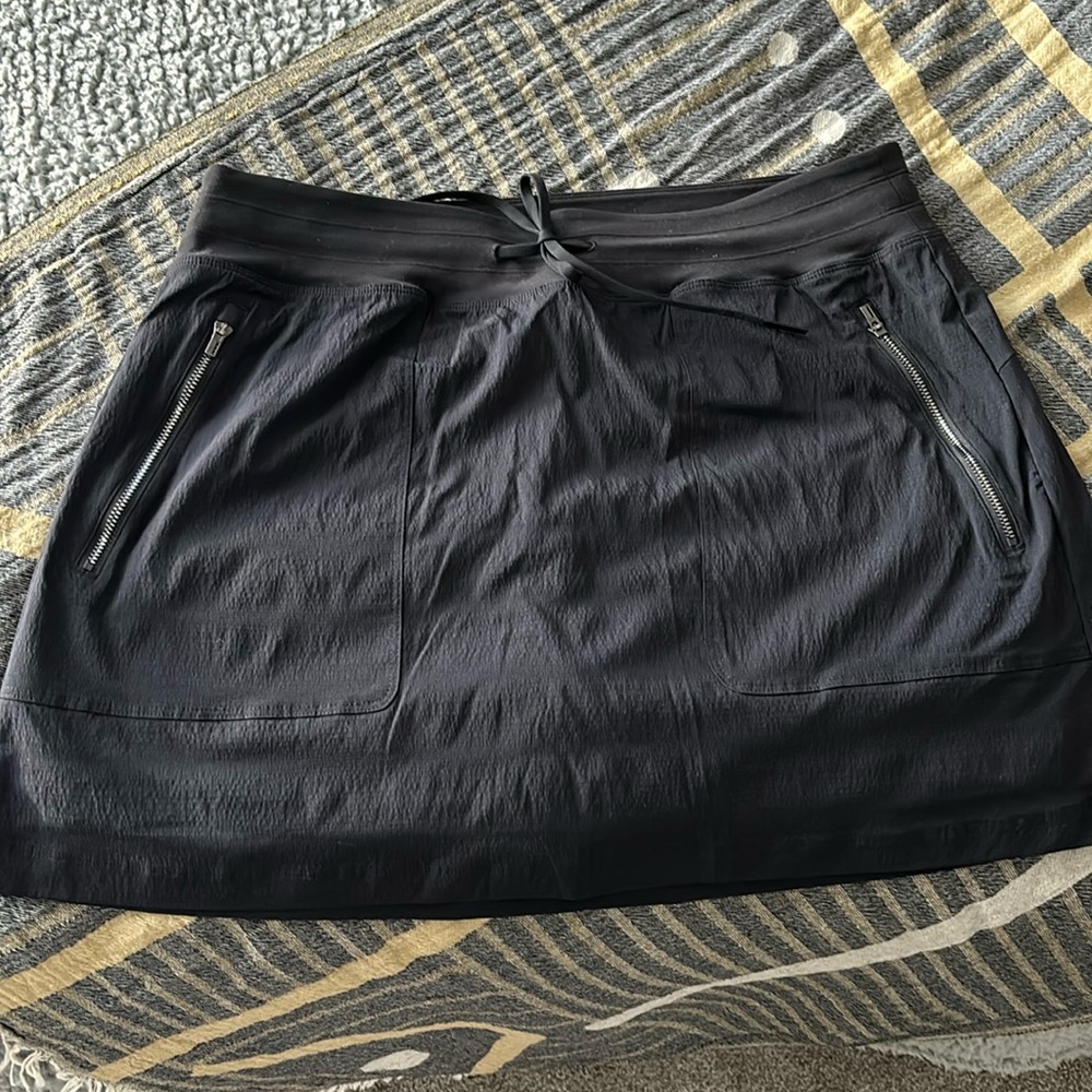 Athleta Trekkie Skort Size 14